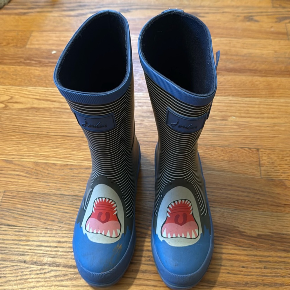 Joules Boys Rain boots in size 3